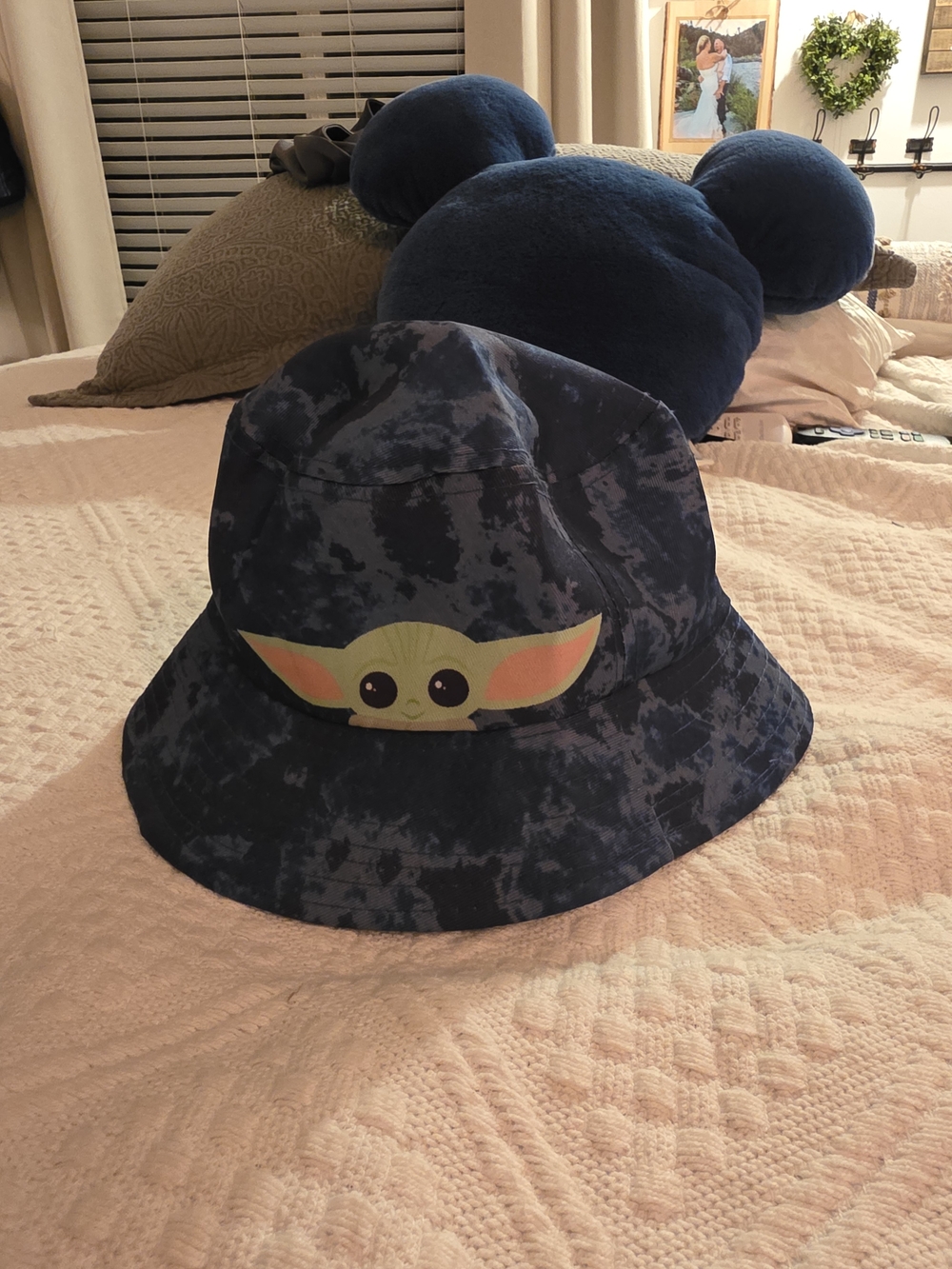 Disney Baby Yoda Tie-Dye Navy Blue Bucket Hat
